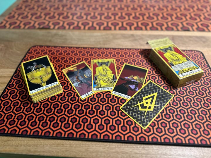 THE KING IN YELLOW TAROT HAS COME...